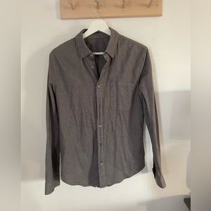 Lululemon men’s small button shirt charcoal